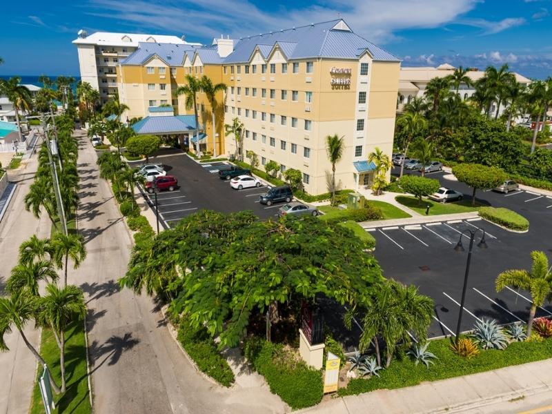 Hampton By Hilton Grand Cayman Seven Mile Beach George Town Exterior photo