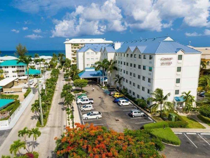 Hampton By Hilton Grand Cayman Seven Mile Beach George Town Exterior photo